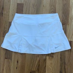 Nike • Dri-Fit Pleat Skort in White